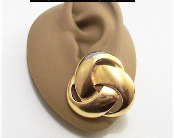 Napier Wide Band Knot Pierced Post Stud Earrings Gold Tone Vintage Large Winding Open Swirling Brushed Backs Discs