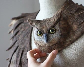 Good Owl stole - felted wool animal scarf