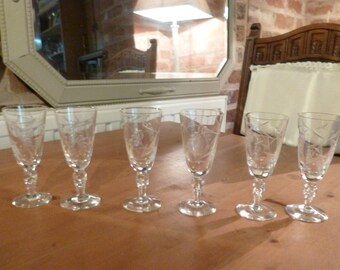 Gorgeous Set of 6 Vintage Engraved Glasses
