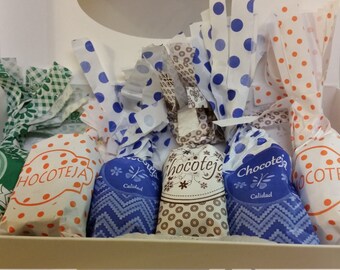 Chocotejas/ Chocolates with dulce de leche