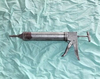 Vintage Kenmar Model 32 Heavy Duty Sausage Caulking Gun