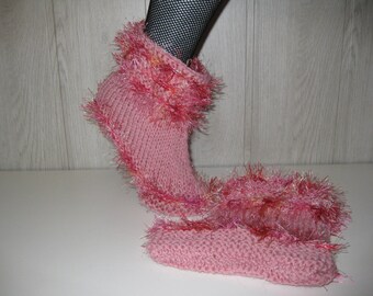 Pink and poilee wool slippers