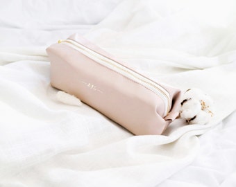 Beige Pencil pouch / off pink monogramed pencil case leather / nude pink pen bag / personalized pencil case / Leather pen case / Pen pouch