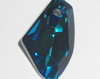 1 Swarovski Crystal Pendant GALACTIC Pendant 6656 Crystal Beads Bermuda Blue -- Available in 19mm and 27mm