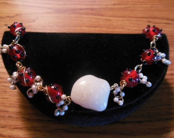Raspberry red Bracelet