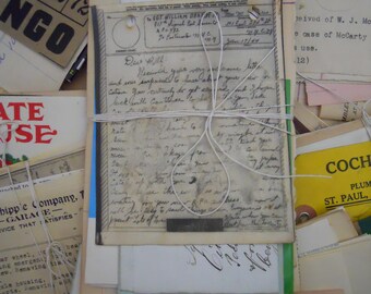 Zoë's Vintage Ephemera Bundle 20 Pieces