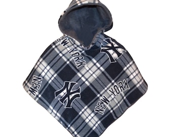 New York Yankees Car Seat Poncho 12mo 18mo 2T 3T 4T 5T