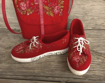 Handmade Women Shoes - felted boots, handmade boots, natural eco friendly shoes. Made to Order