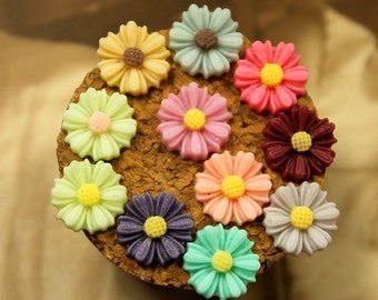 11pcs Wholesale Beautiful Mix Colorful Daisy Flower Resin Cabochon -11colors -9mm(CAB-CU -MIXSS)