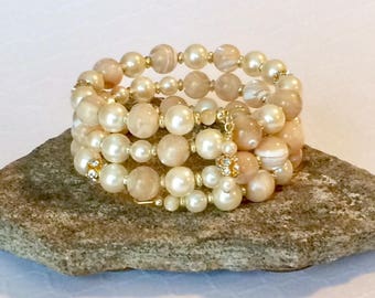 Mother of Pearl Bracelet Gemstone Bead Bracelet Bridal Bracelet Wedding Bracelet Beaded Cuff Bracelet Memory Wire Evening Bracelet Gift Her