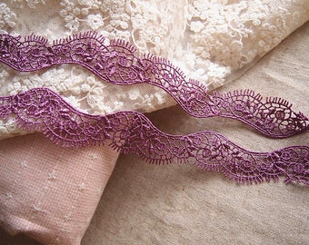 beautiful pinkish purple magenta 2.6 cm guipure lace trim