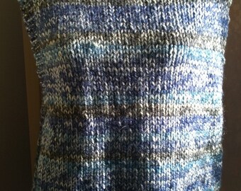sleevless sweater size 38/40