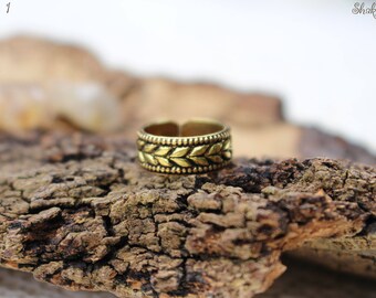 Brass Toe Ring, Tribal Toe Ring, Ethnic Toe Ring, Adjustable Ring, Boho Chic Ring, Knuckle Ring, Midi Rings, Psy Jewellery, Bague Laiton