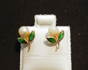 Baby Earrings 14k gold with safety screw back