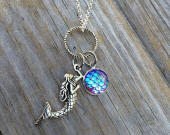 Mermaid and Scale Necklace, Charm Necklace, Mermaid Necklace, Gifts for her, Nautical necklace, Beach necklace