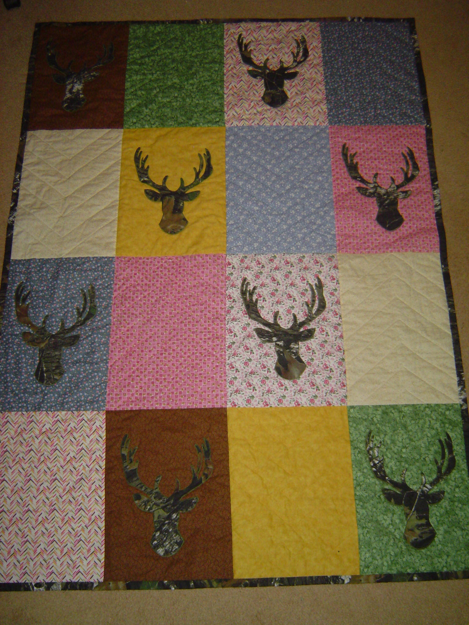 Camo Deer Head Antler Pink Throw Lap Quilt