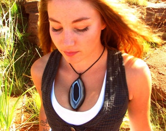 Sardonyx Necklace / Sardonyx jewelry / for mom / Macrame / Healing Stones and crystals / Stone jewelry / wrapped pendant / macrame