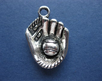 10 Baseball Mitt Charms - Baseball Glove Charm - Baseball Charm - Baseball Pendant - Silver Tone - 21mm x 15mm -- (No.71-10003)
