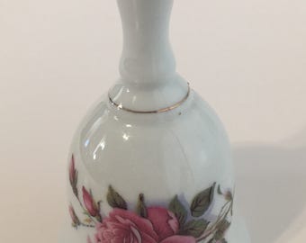 red rose wedding bell