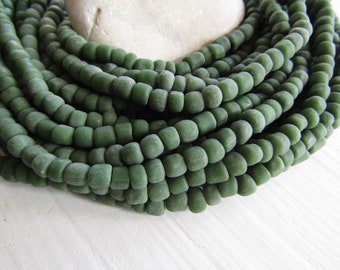 green seed Beads, opaque green glass beads , small tube barrel spacer , indonesia, New Indo-pacific 3 to 6mm / 22 inch strd - 7ab65-9