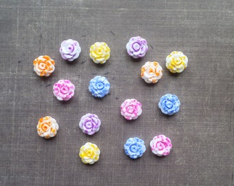 20 white resin flowers spot Mix colour