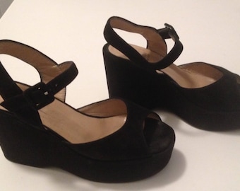 SALE Black Suede Varda Platform Sandals ~ 6 1/2