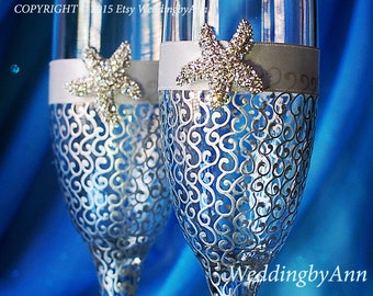 Silver Starfish wedding champagne glasses, Beach Wedding glasses, Wedding toasting glasses, Wedding gift, Bridal shower gift