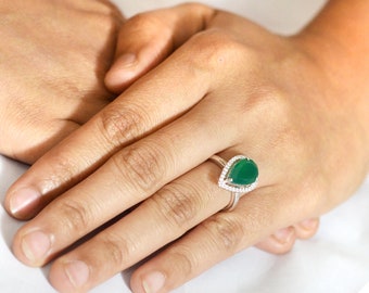 2.75 Ct.White CZ & Pear Shape Green Emerald Halo Engagement Ring 925 Sterling Silver For Women / Gemstone Green Emerald Ring/ Silver Ring