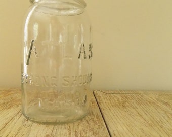 Vintage 1910 Hazel Atlas Strong Shoulder Mason Jar | Antique Clear Glass Collectible Canning Jar