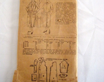 Vintage 1907 sewing pattern bathrobe wrapper pattern Pictorial Review Pattern 9214