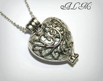 Photo (P4) heart pendant