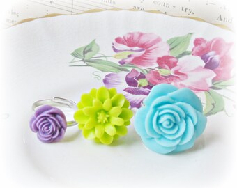 Girls Ring Set Adjustable - Pastel Floral Botanical Bonbonniere - Blue Green Purple Lime Aqua - For Kids Gift