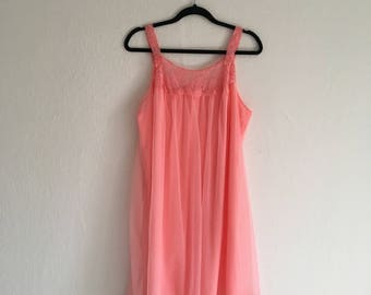 Vintage Sears lace 1970s nightgown