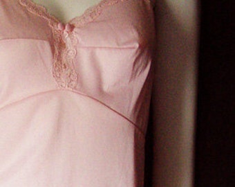 Vintage 60s Slip Full Soft Pink Sears "Doesn't Slip" 38 offered