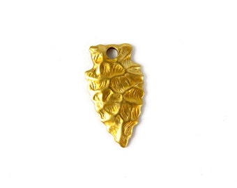 Brass Arrowhead Charms (6X) (V136)