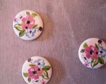 Buttons x 4 flower patterns