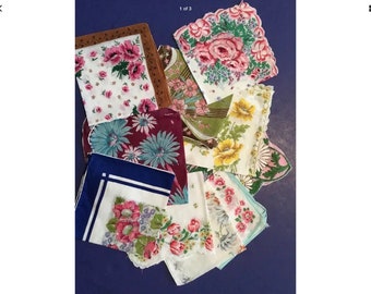 10 Vintage Floral Handkerchiefs - Lot W2