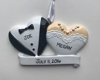 Gift for Newlyweds / Personalized Wedding Ornament / Christmas Ornaments for Couples / Just Married / First Christmas / Mr and Mrs