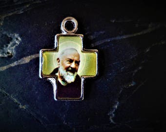 1 cross Padre Pio 16 X 23 mm