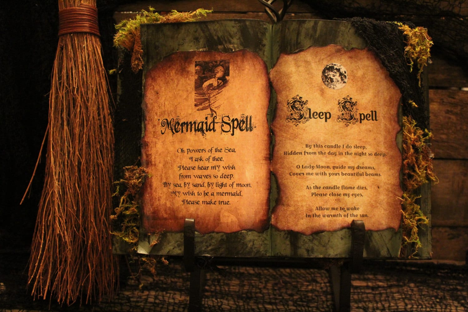 Iron spells n spellbooks гайд. Магические книги Реал. Spell Halloween. Spell of Sleep. [Sizechange] book of Spells.