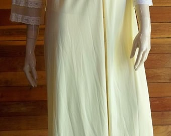 Vintage Lingerie 1960s SEARS Yellow Peignoir or Robe Large