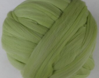 Merino Roving, Wool Roving, Merino Wool Roving, Felting Wool, Spinning Wool, Merino Wool - Chartreuse -8 oz