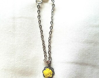 Barbie Doll Jewelry, necklace, Barbie Doll Necklace, Charm necklace, Rose Charm, yellow, chain necklace