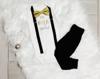 Mr. Onederful Birthday Outfit, Mr. One-derful Shirt, Mr. Wonderful Cake Smash Set, Gold and Black Bow Tie, Baby Boy 1st Birthday Outfit,