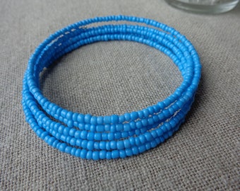 Bangle 5 rounds of Turquoise beads
