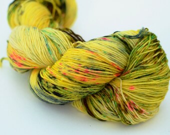 Hand dyed classic sock yarn - speckle dyed