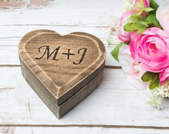 Wedding Moss Ring box Pillow Ring Bearer Rustic ring box heart shape ring box Personalized Moss Wedding bearer Holder