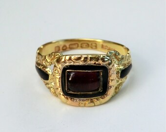18K Georgian Mourning Ring Engraved Inscription Name Date Ob. Feb 21, 1827 Foil Back Garnet Black Enamel