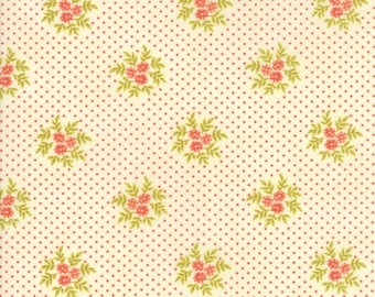 Ella and Ollie - Posies in Milk: sku 20307-16 cotton quilting fabric by Fig Tree and Co. for Moda Fabrics