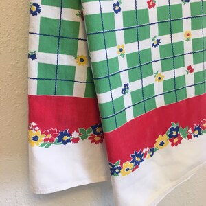 Vintage Tablecloth, Vintage Table Linens,